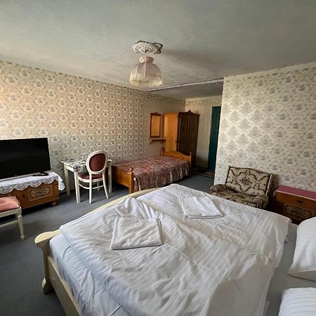 Pension Zamek Rudnik ภายนอก รูปภาพ