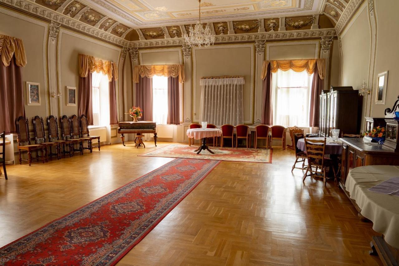 Pension Zamek Rudnik ภายนอก รูปภาพ