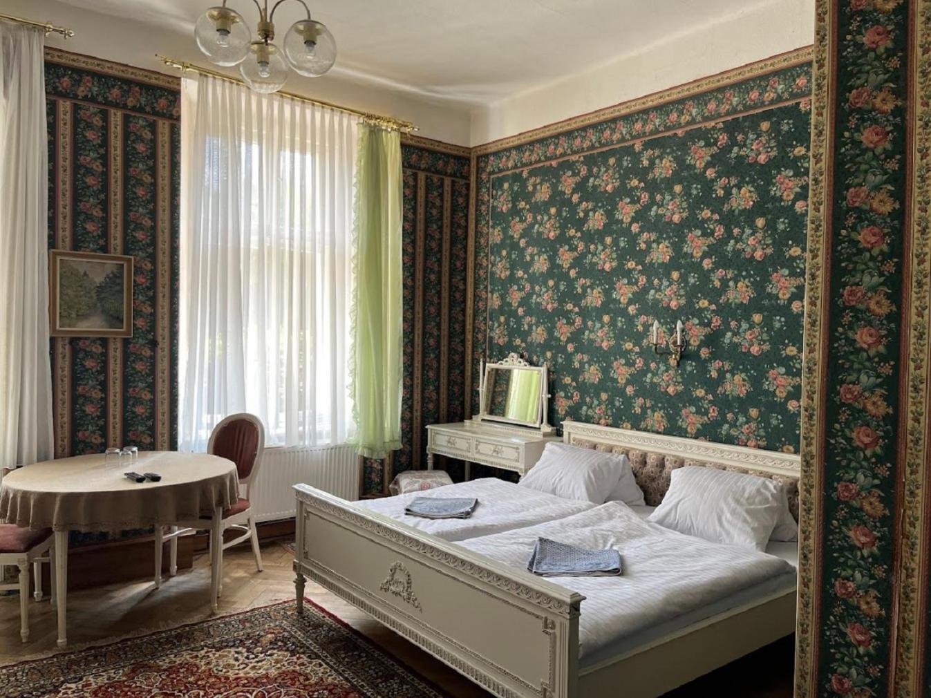 Pension Zamek Rudnik ภายนอก รูปภาพ