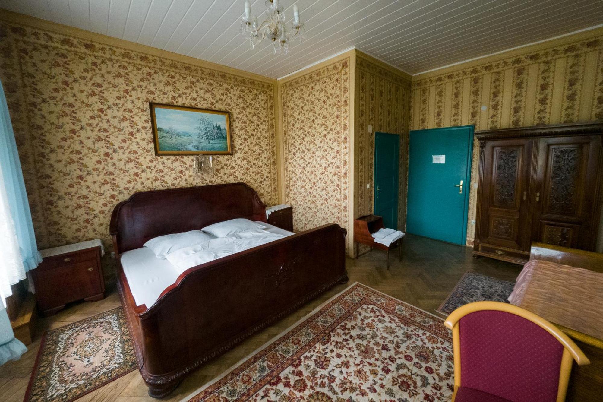Pension Zamek Rudnik ภายนอก รูปภาพ