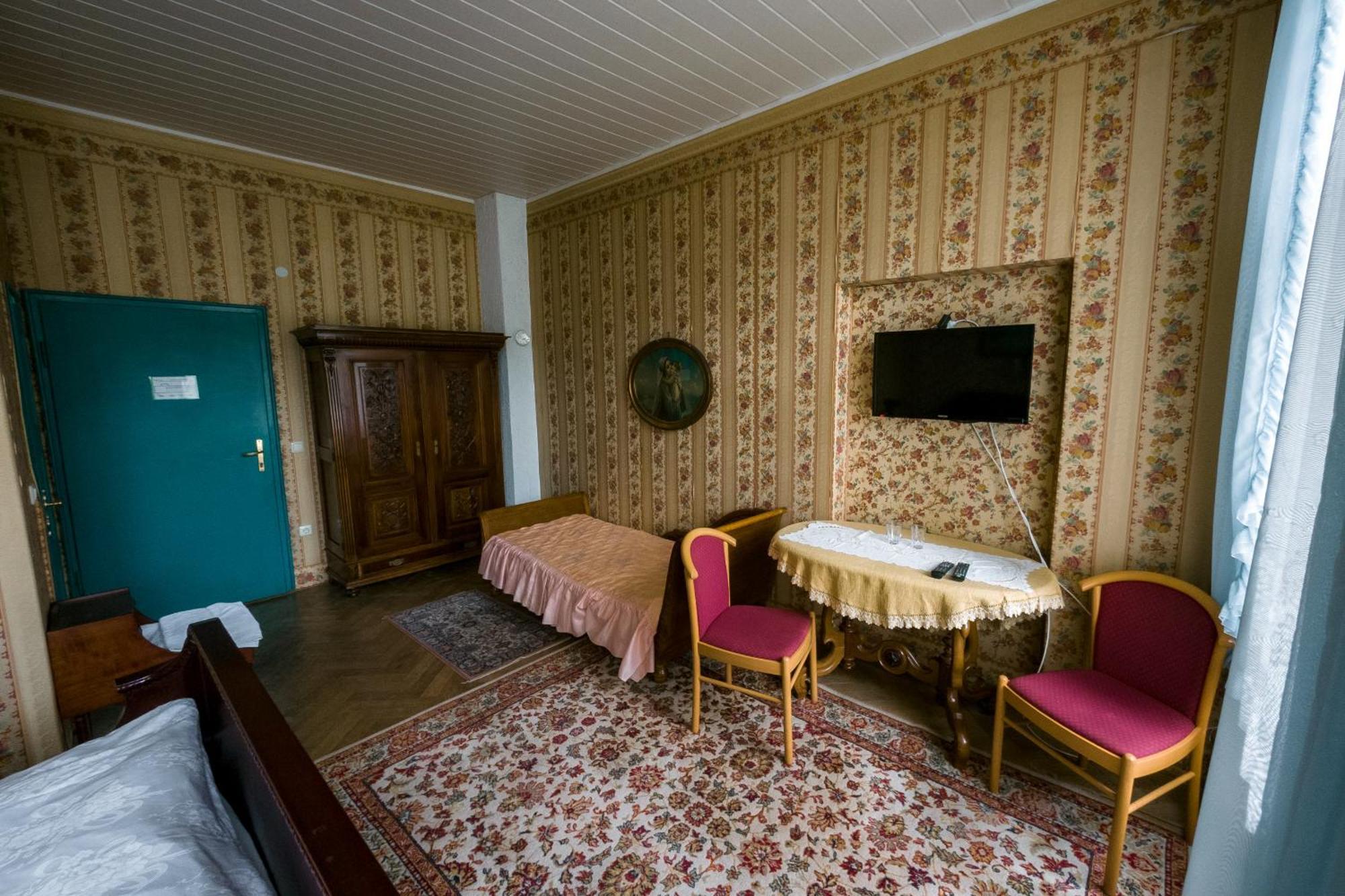 Pension Zamek Rudnik ภายนอก รูปภาพ