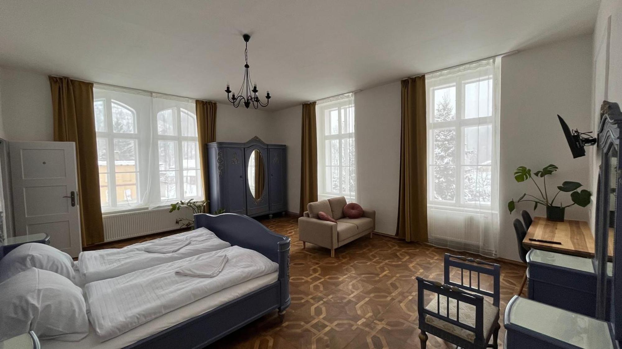 Pension Zamek Rudnik ภายนอก รูปภาพ