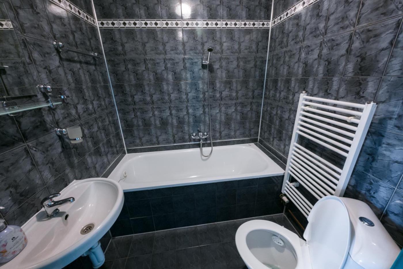 Pension Zamek Rudnik ภายนอก รูปภาพ